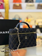 CHANEL Omuz Çantası