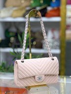 CHANEL Zincirli El Omuz Çantası