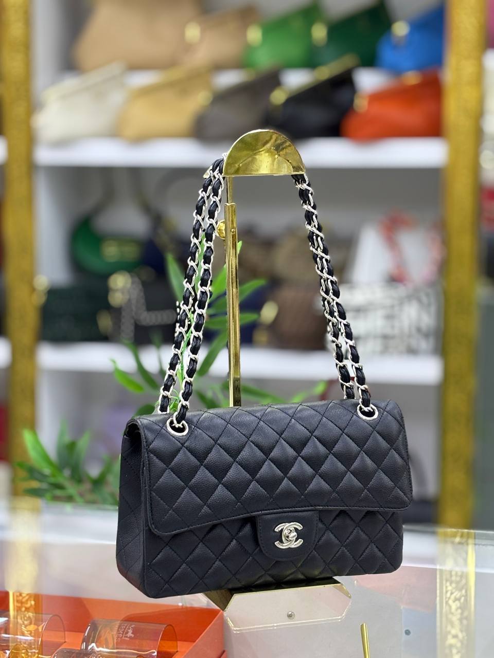 CHANEL Zincirli El Omuz Çantası