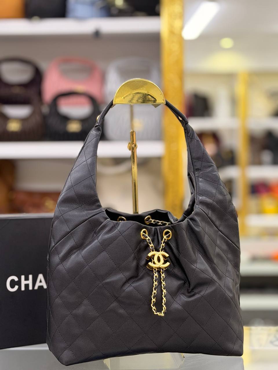 CHANEL Omuz Çantası