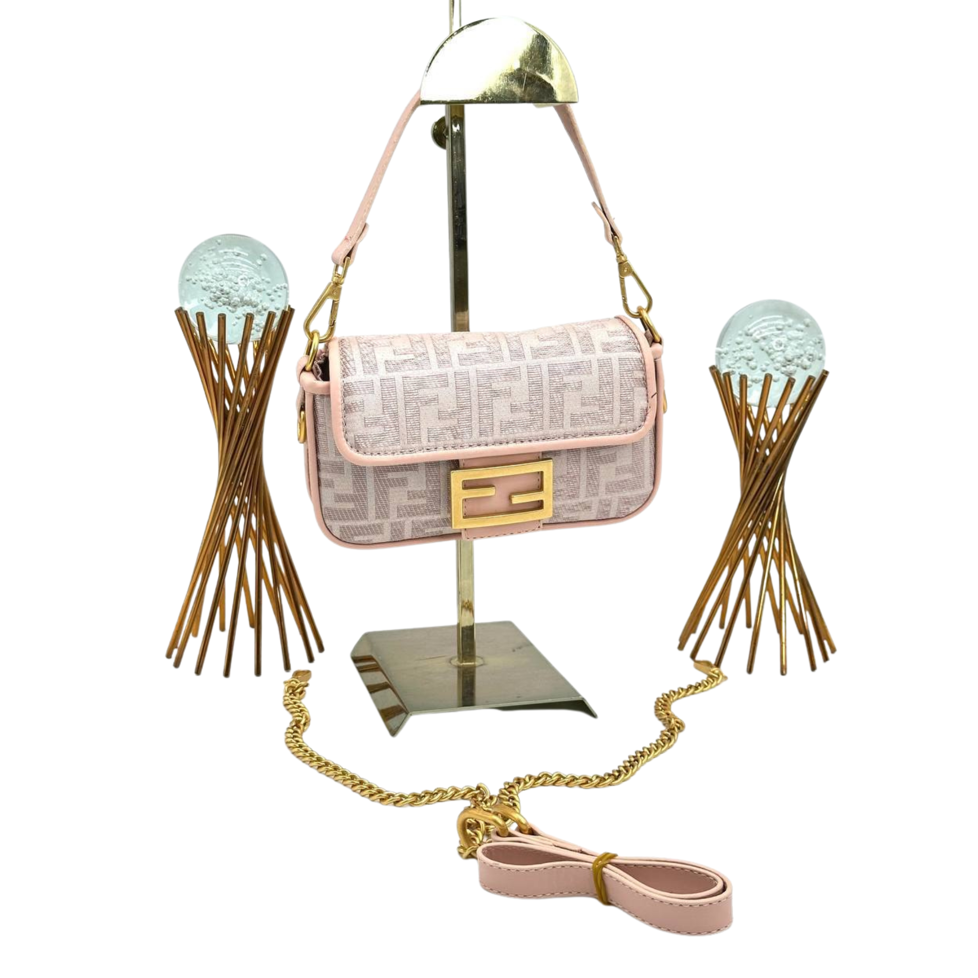 FENDİ BAGUETTE Mini Çanta